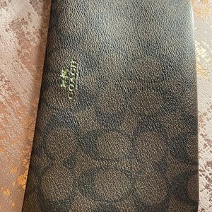 Coach woman wallet